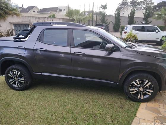 FIAT TORO 1.3 TURBO 270 FLEX FREEDOM AT6 FIAT TORO 1.3 TURBO 270 FLEX FREEDOM AT6